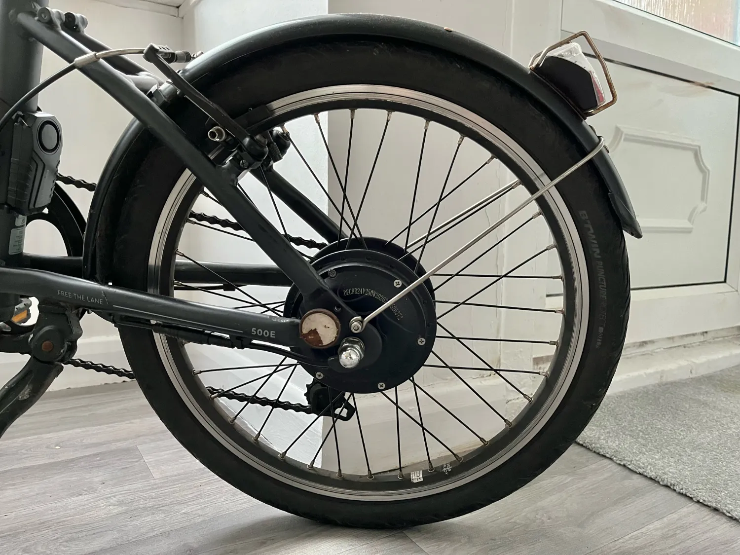 B'TWIN B'TWIN 20 Inch Electric FOLDING BIKE 500E 2021 - Image 5