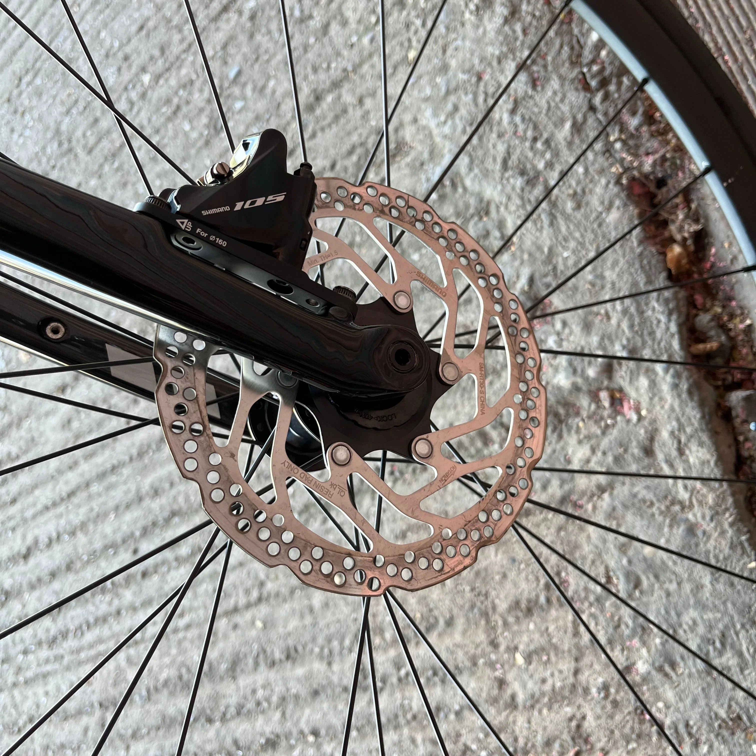 Cannondale Synapse 105 Carbon Disc Road Bike - 61cm - Image 17