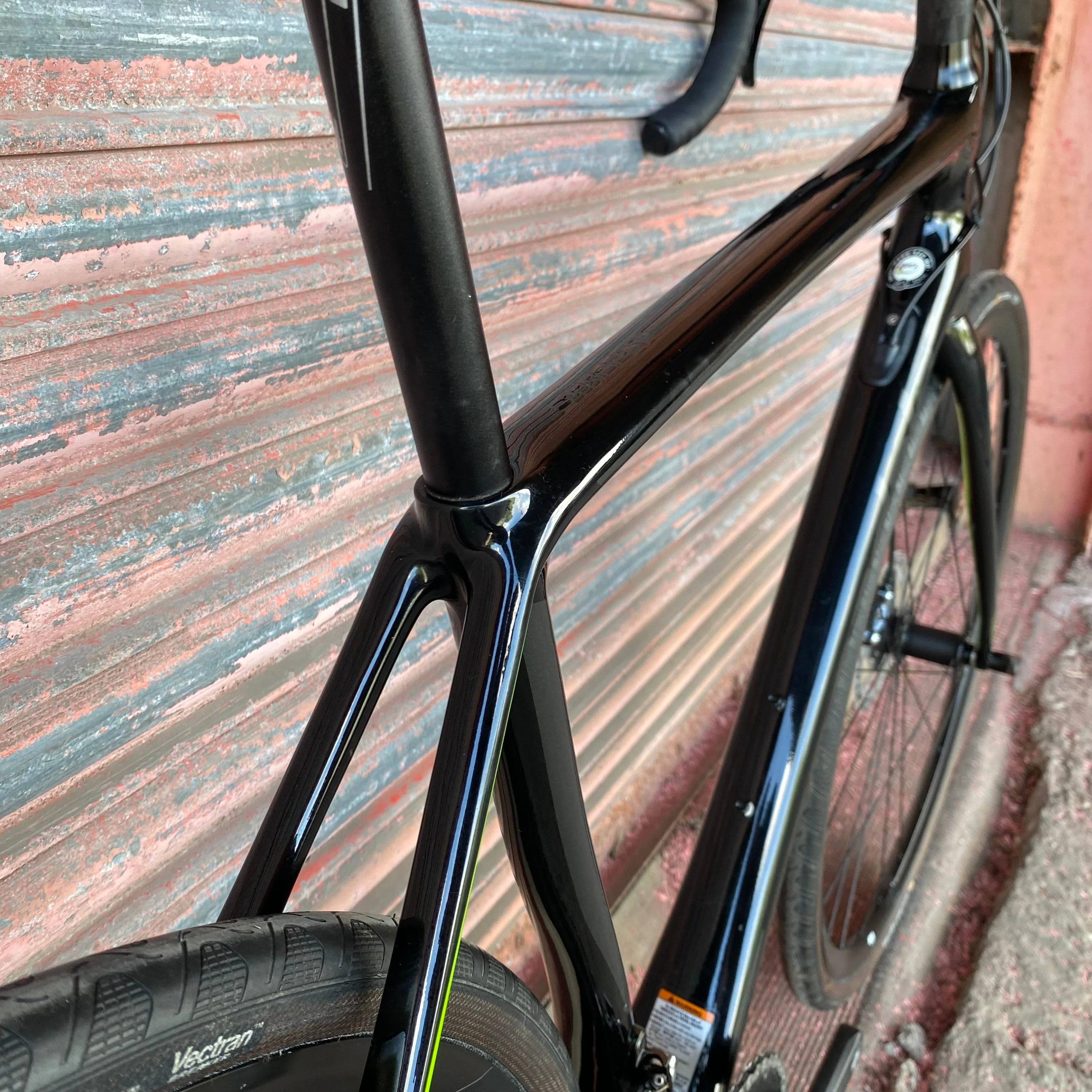 Cannondale Synapse Ultegra Carbon Disc Road Bike - 54cm - Image 48