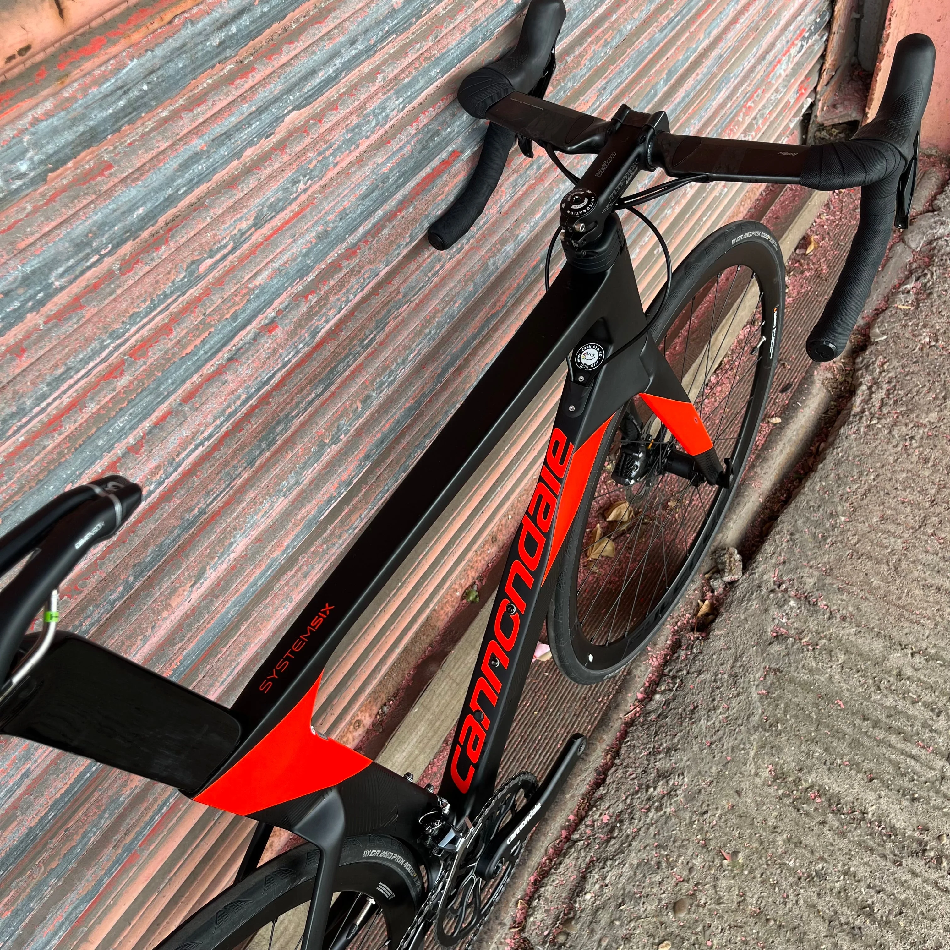 Cannondale SystemSix Carbon Ultegra Disc Aero Road Bike - 56cm - Image 44