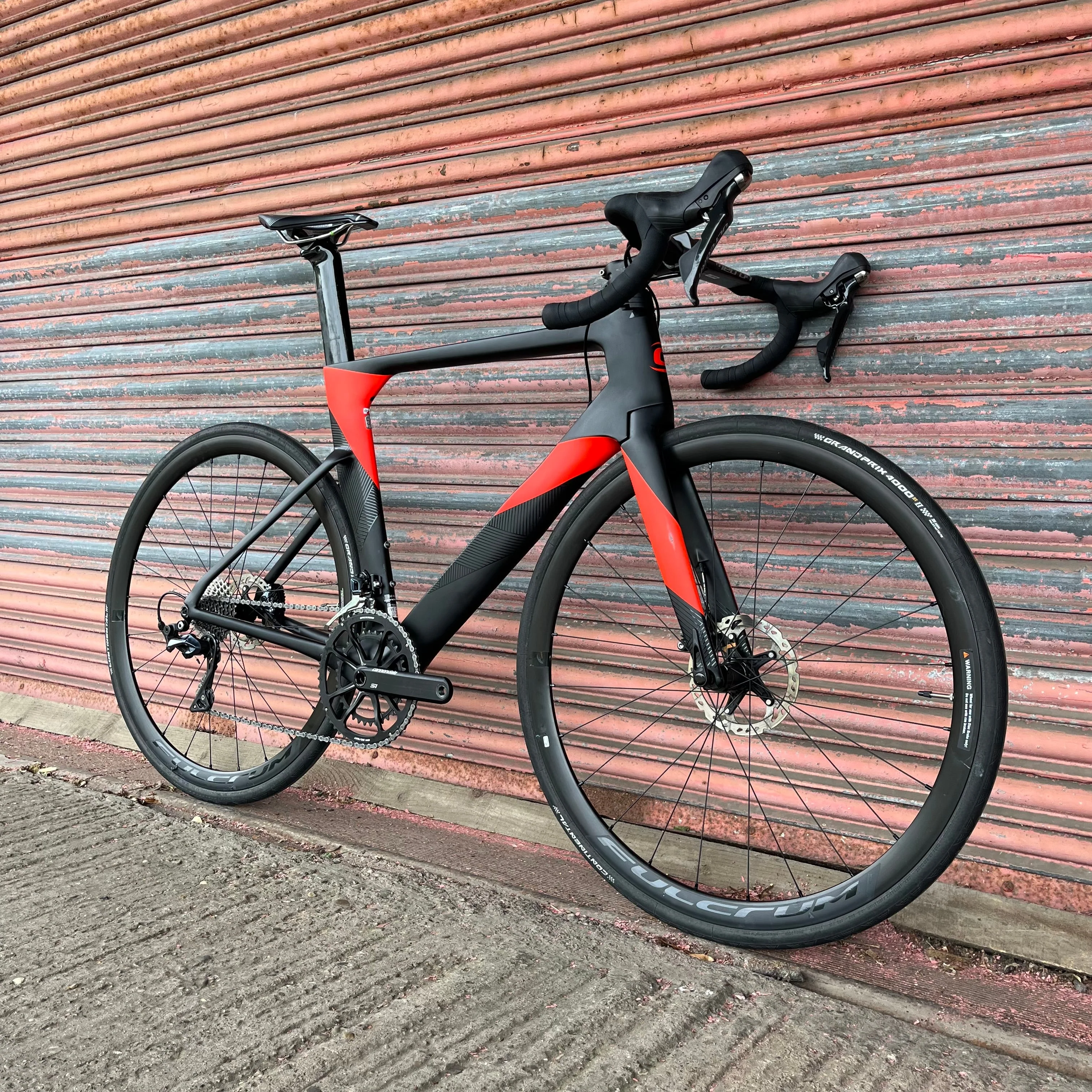 Cannondale SystemSix Carbon Ultegra Disc Aero Road Bike - 56cm - Image 56