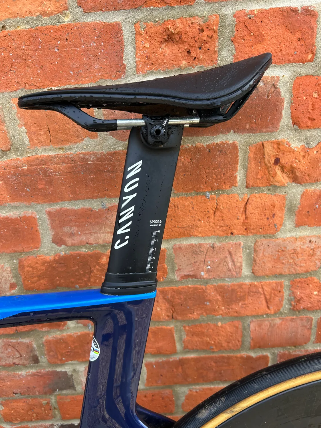 Canyon Aeroad CF SL 8 Disc 2023 - Image 9