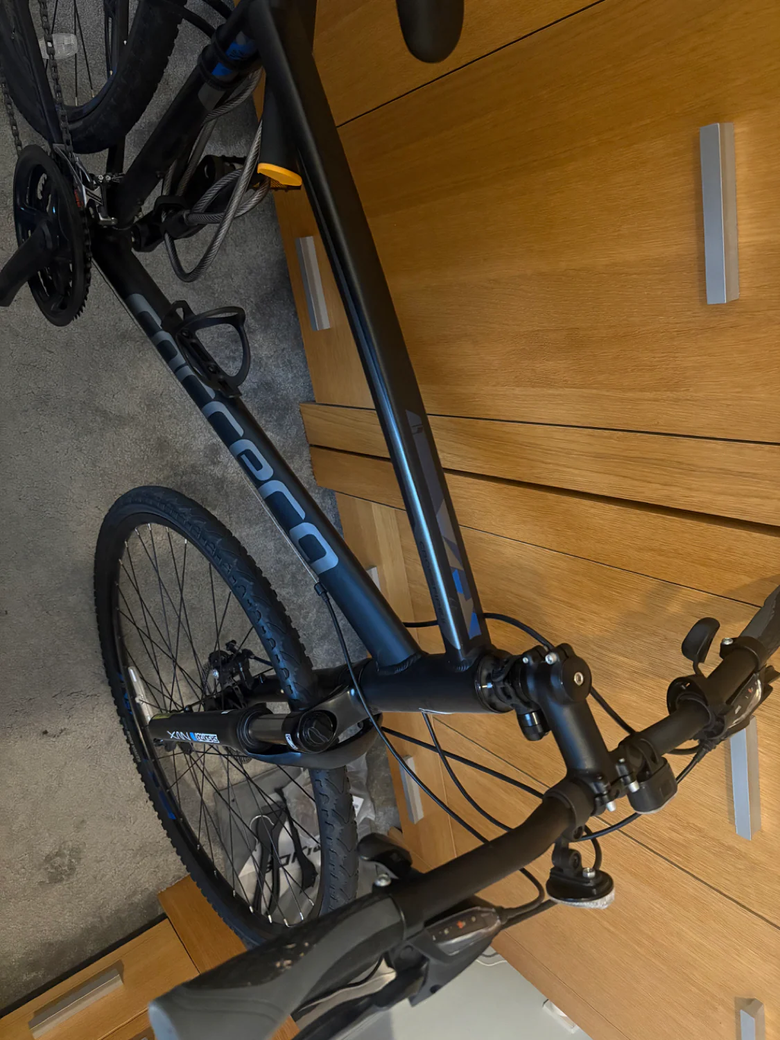 Carrera Crossfire 2 Mens Hybrid Bike 2021 - Image 4