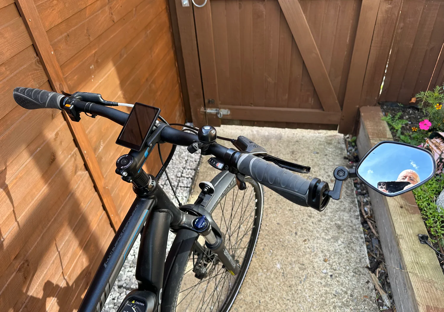 Carrera Crossfire E Mens Electric Hybrid Bike 2.0 2022 - Image 11
