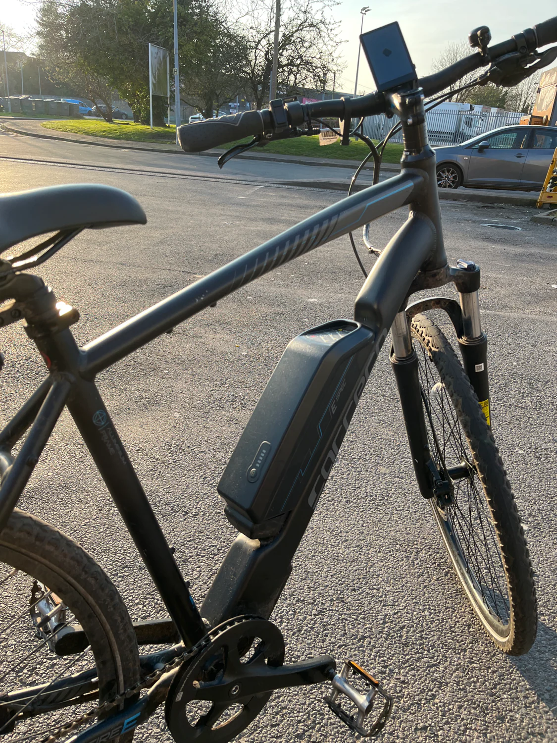 Carrera Crossfire E Mens Electric Hybrid Bike 2022 - Image 3