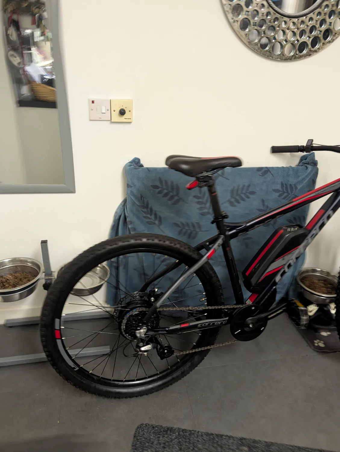 Carrera Vulcan E Electric Mountain Bike  -  18 inches 2021 - Image 3