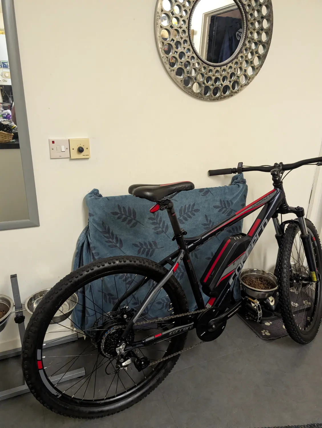 Carrera Vulcan E Electric Mountain Bike  -  18 inches 2021 - Image 7