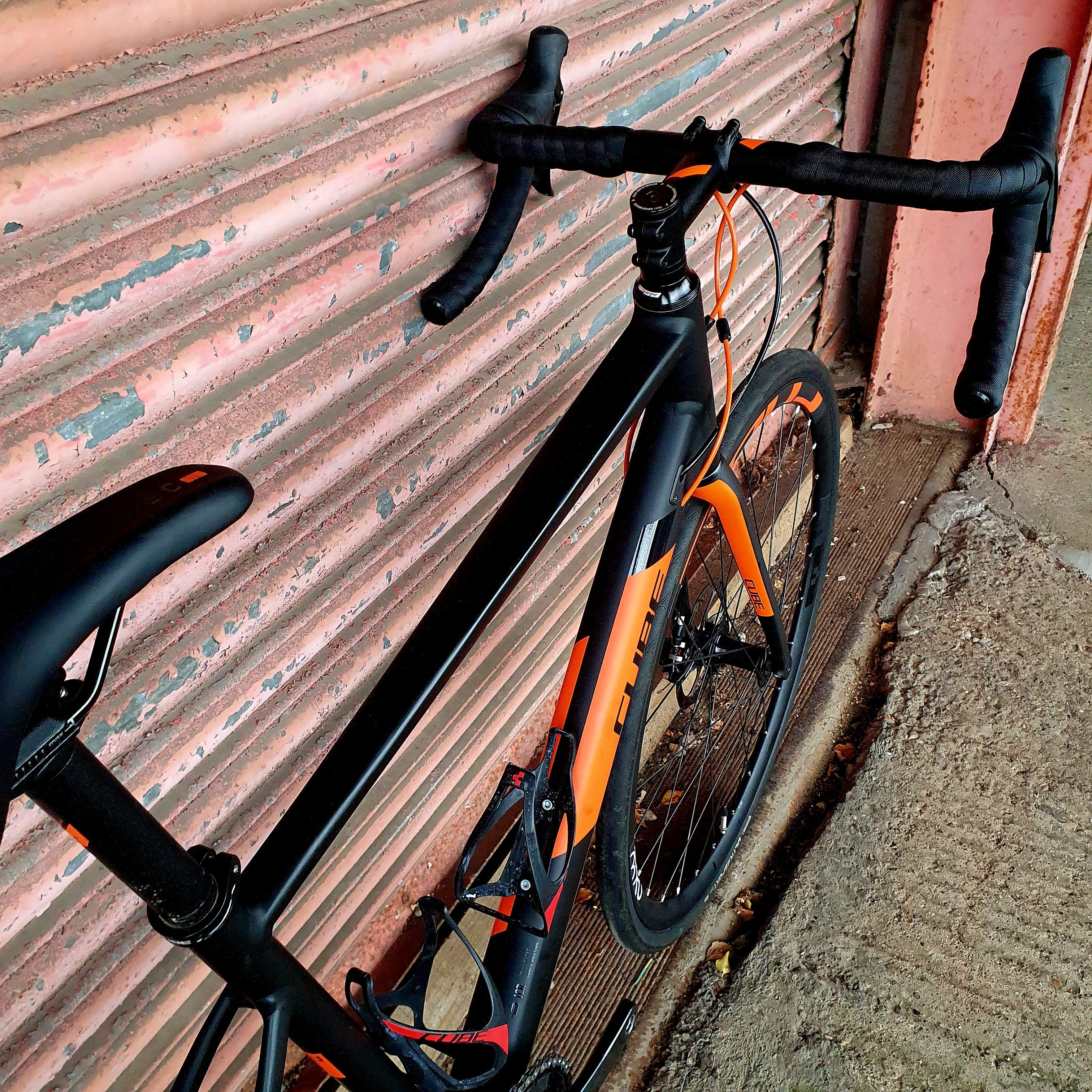 Cube Attain Pro Aluminium Disc Road Bike - 56cm - Image 4