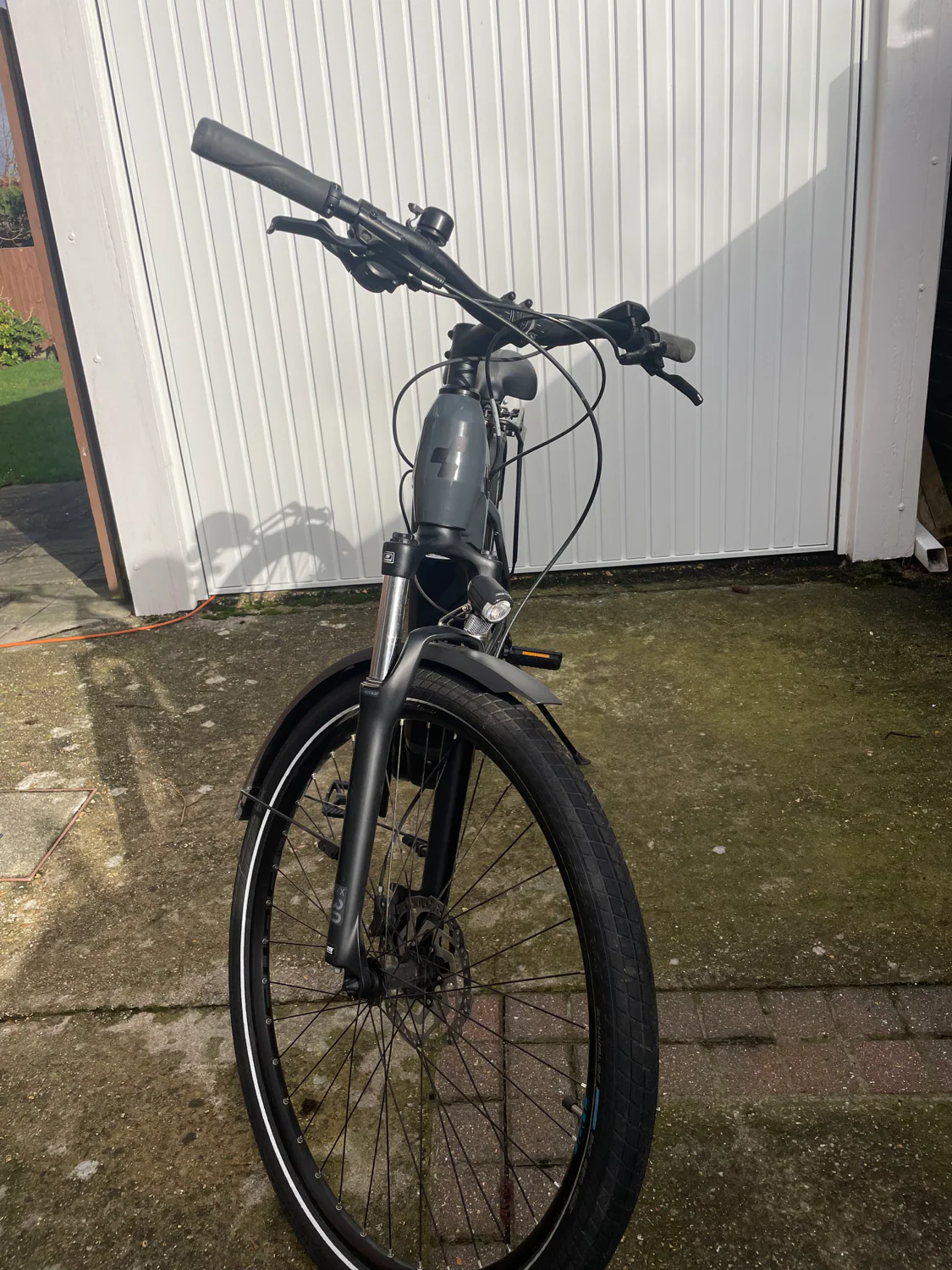 Cube  Touring Hybrid One 400 2022 - Image 3