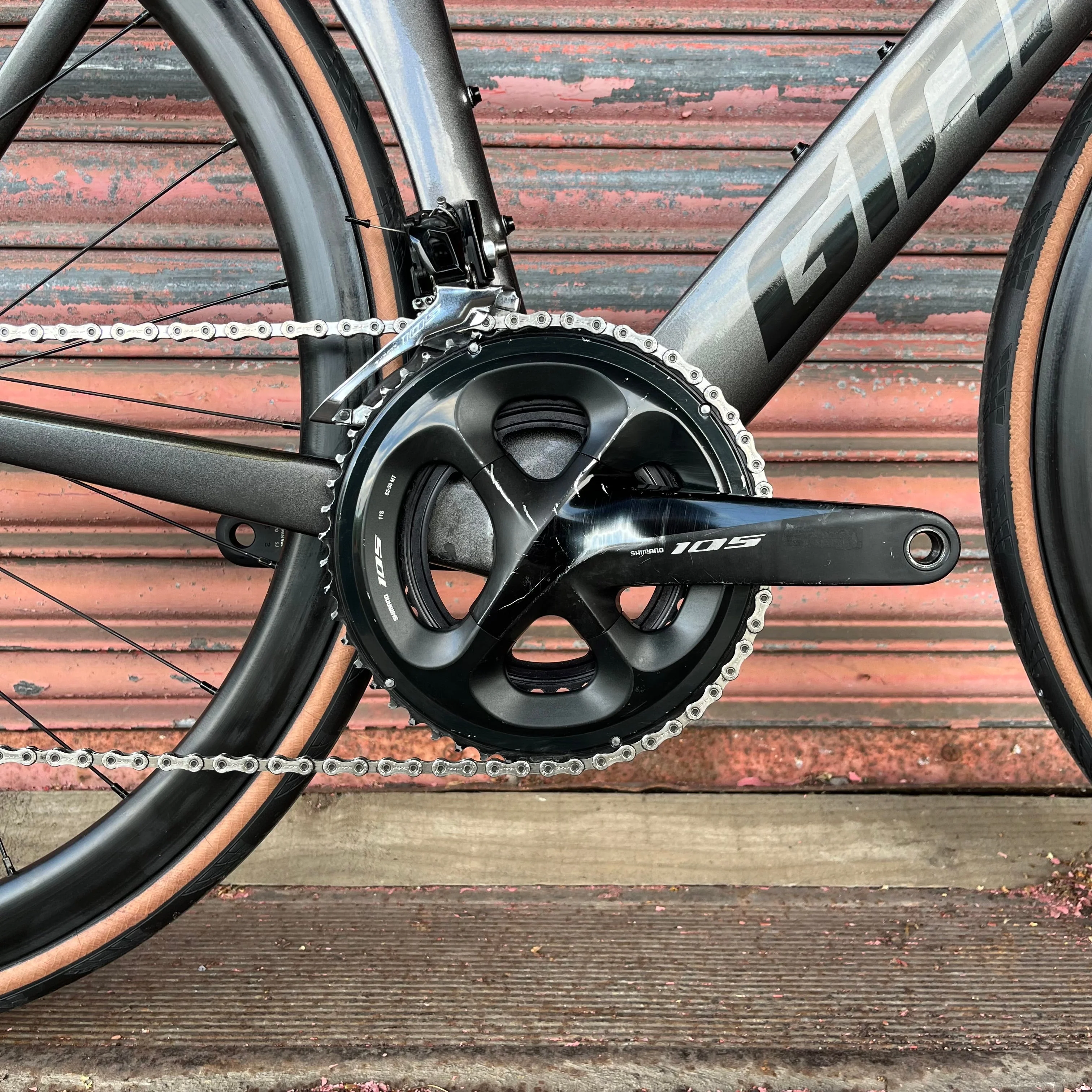 Giant Propel Advanced 105 Carbon Aero Disc Road Bike - XS/50cm - Image 81