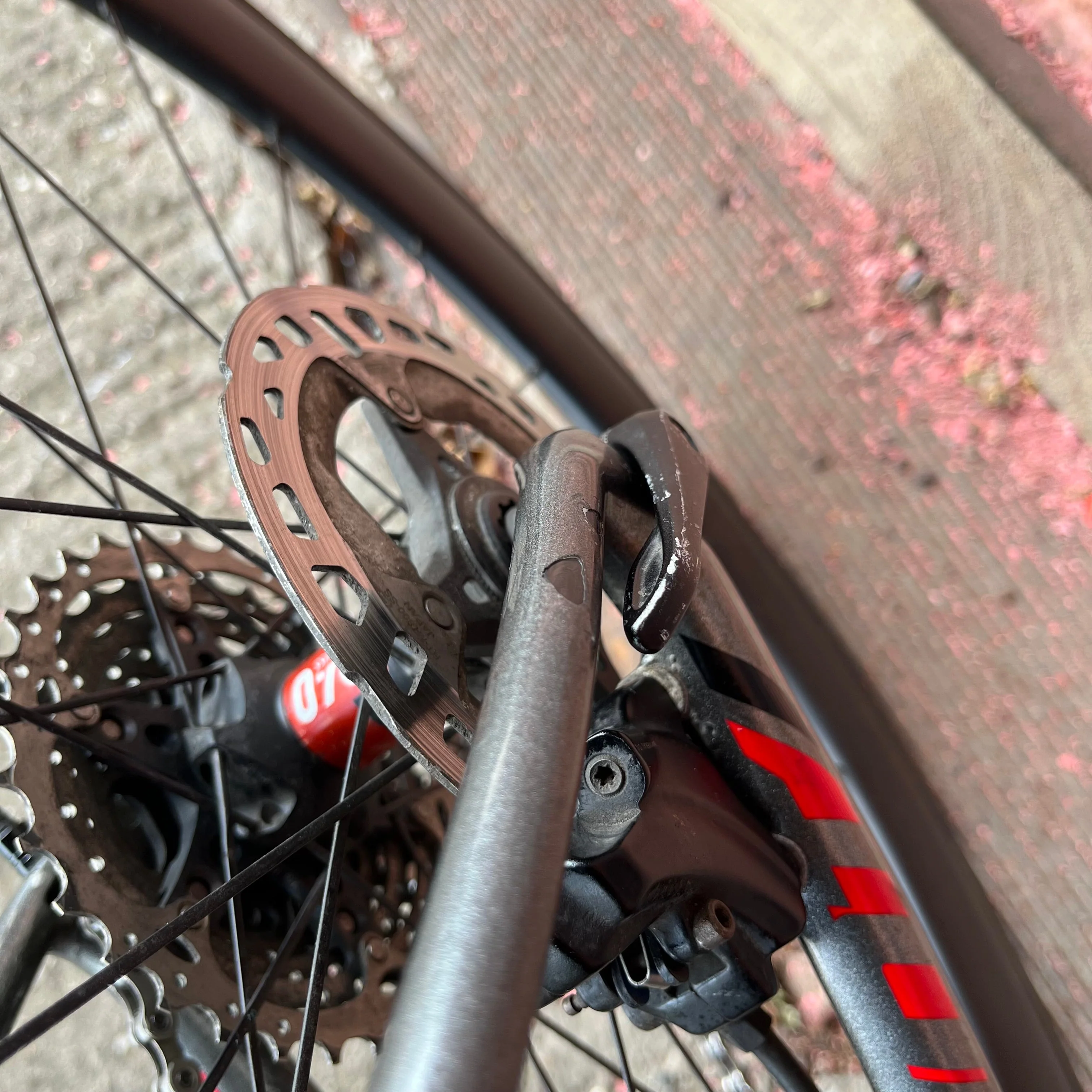 Giant TCR Advanced 1 Ultegra Carbon Disc Road Bike - Image 24