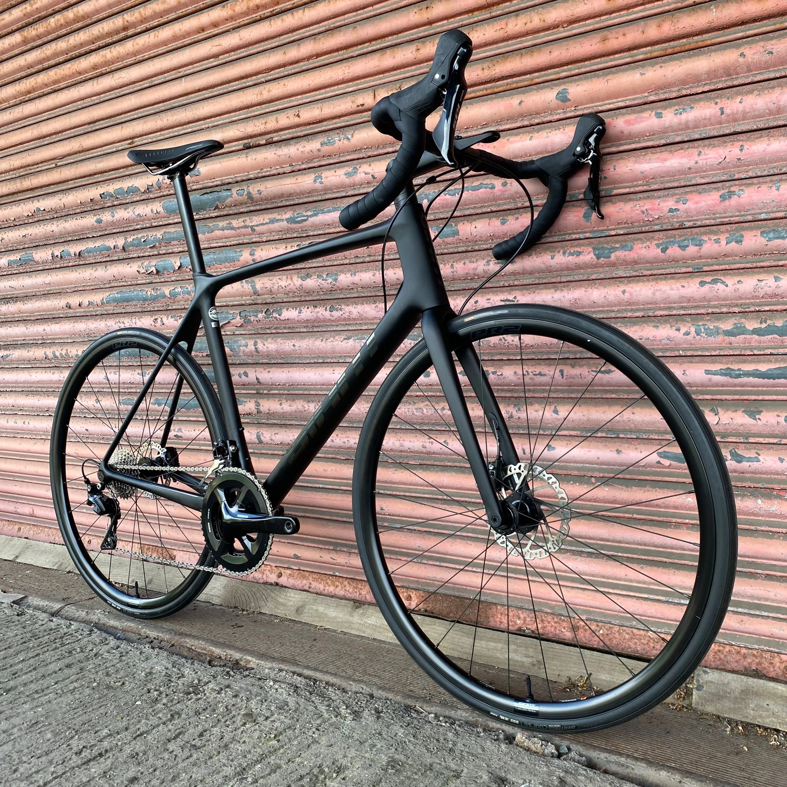 Giant TCR Advanced 2 Shimano 105 Carbon Disc Road Bike - L 58cm - Image 44