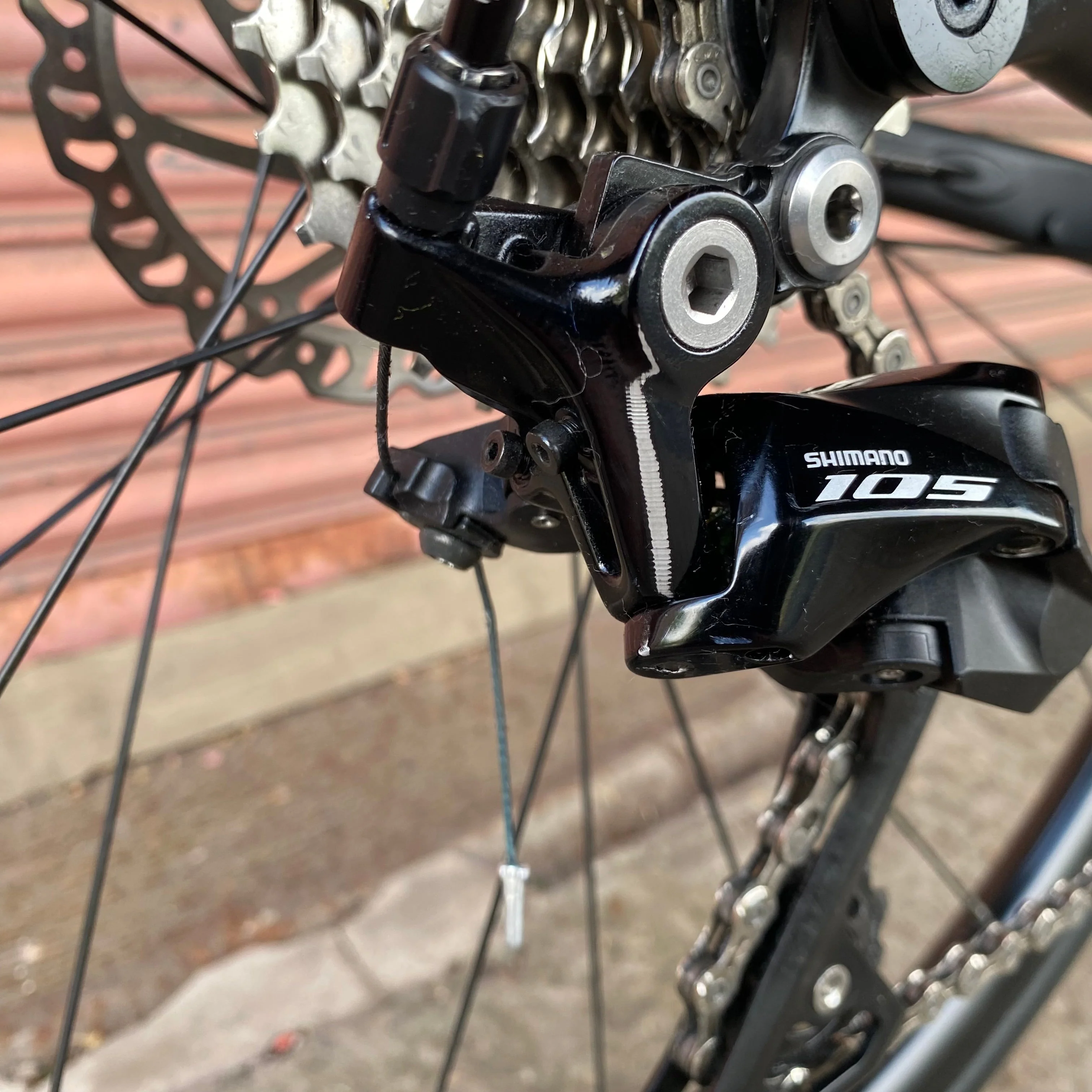 Giant TCR Advanced 2 Shimano 105 Carbon Disc Road Bike - L 58cm - Image 84