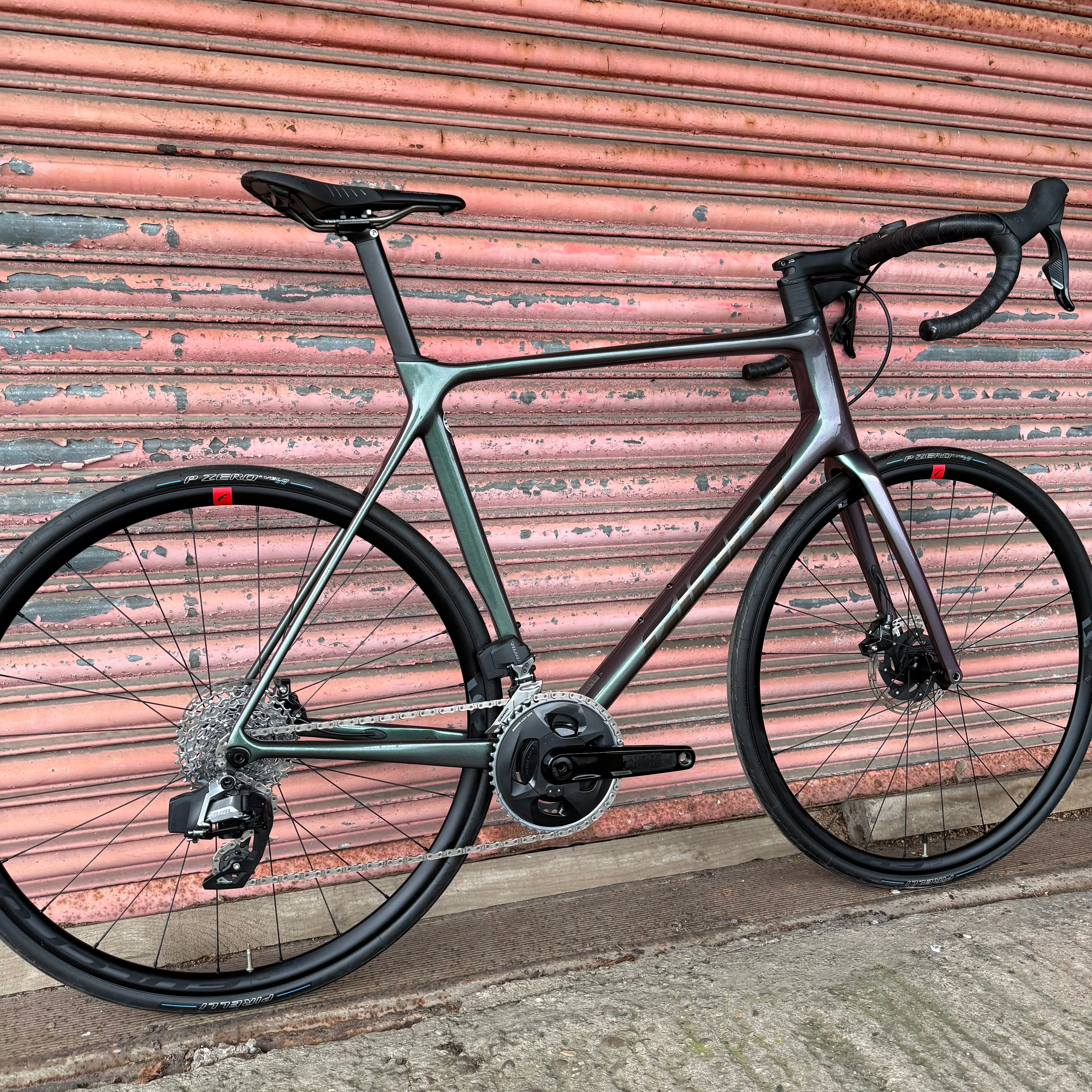 Giant TCR Advanced Pro 1 SRAM AXS 12 Speed Carbon Disc Road Bike - XL 60cm - Image 3