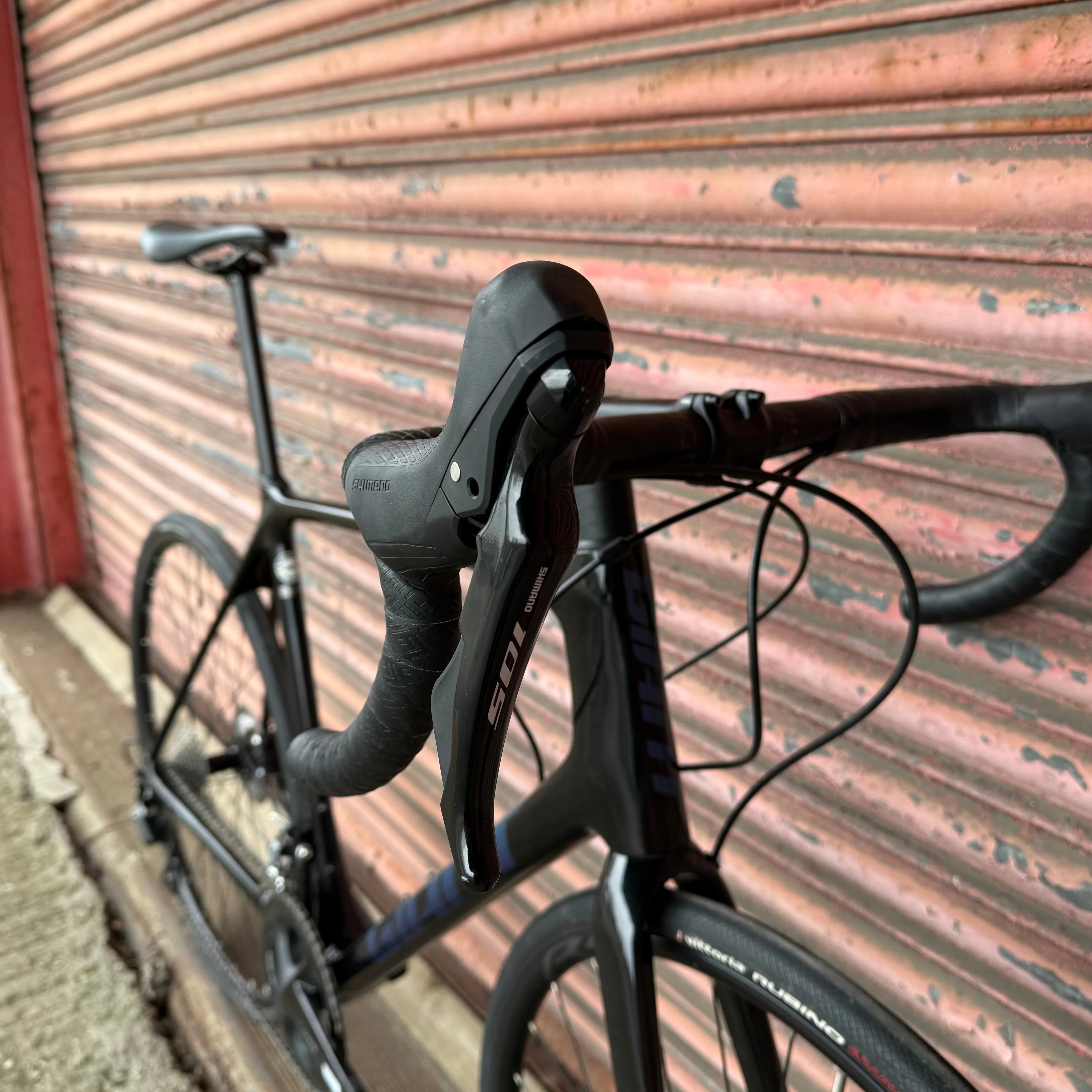 Giant TCR Advanced Pro 2 Shimano 105 Carbon Disc Road Bike - L 58cm - Image 6