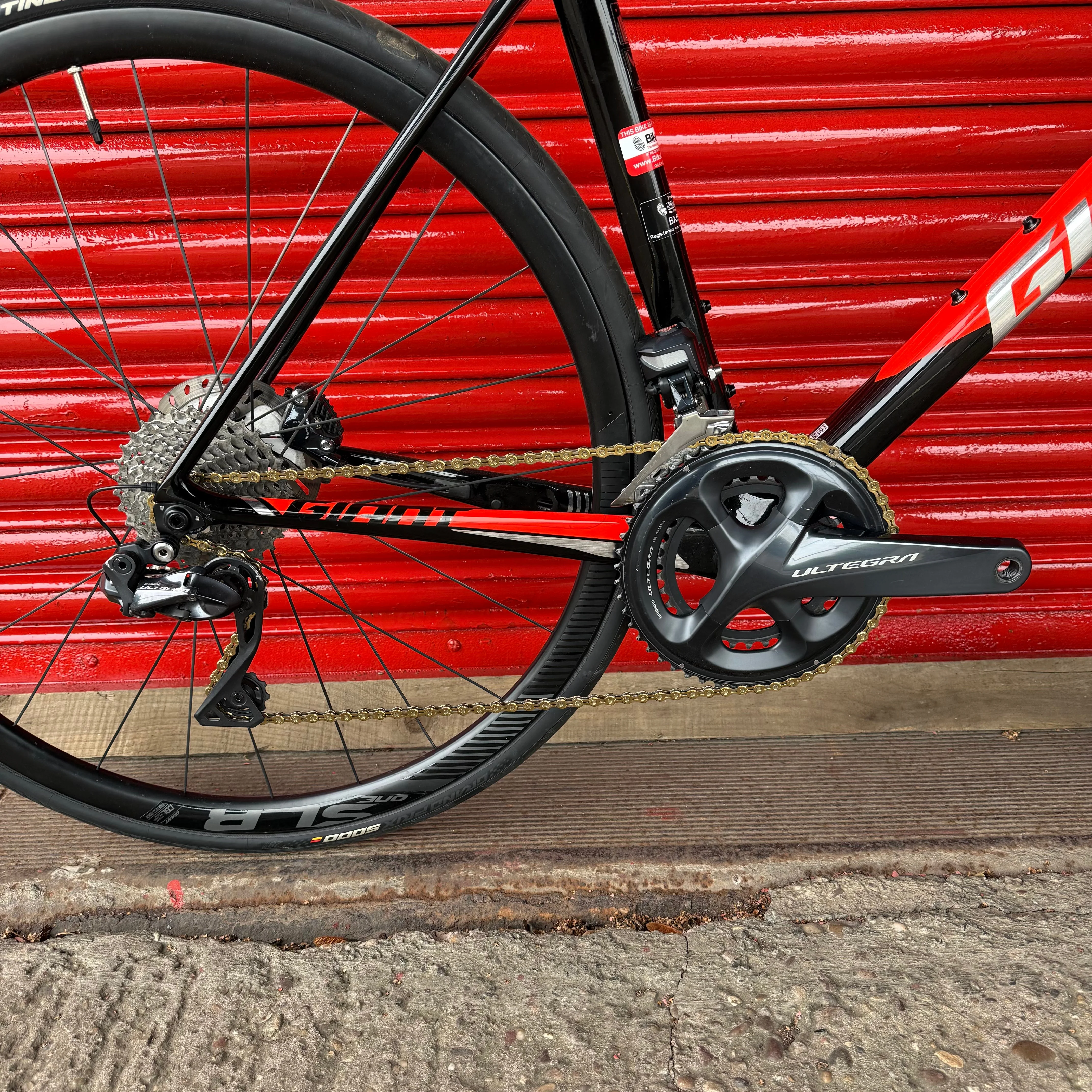 Giant TCR Advanced Pro Ultegra Di2 Carbon Disc Road Bike - ML 56cm - Image 13