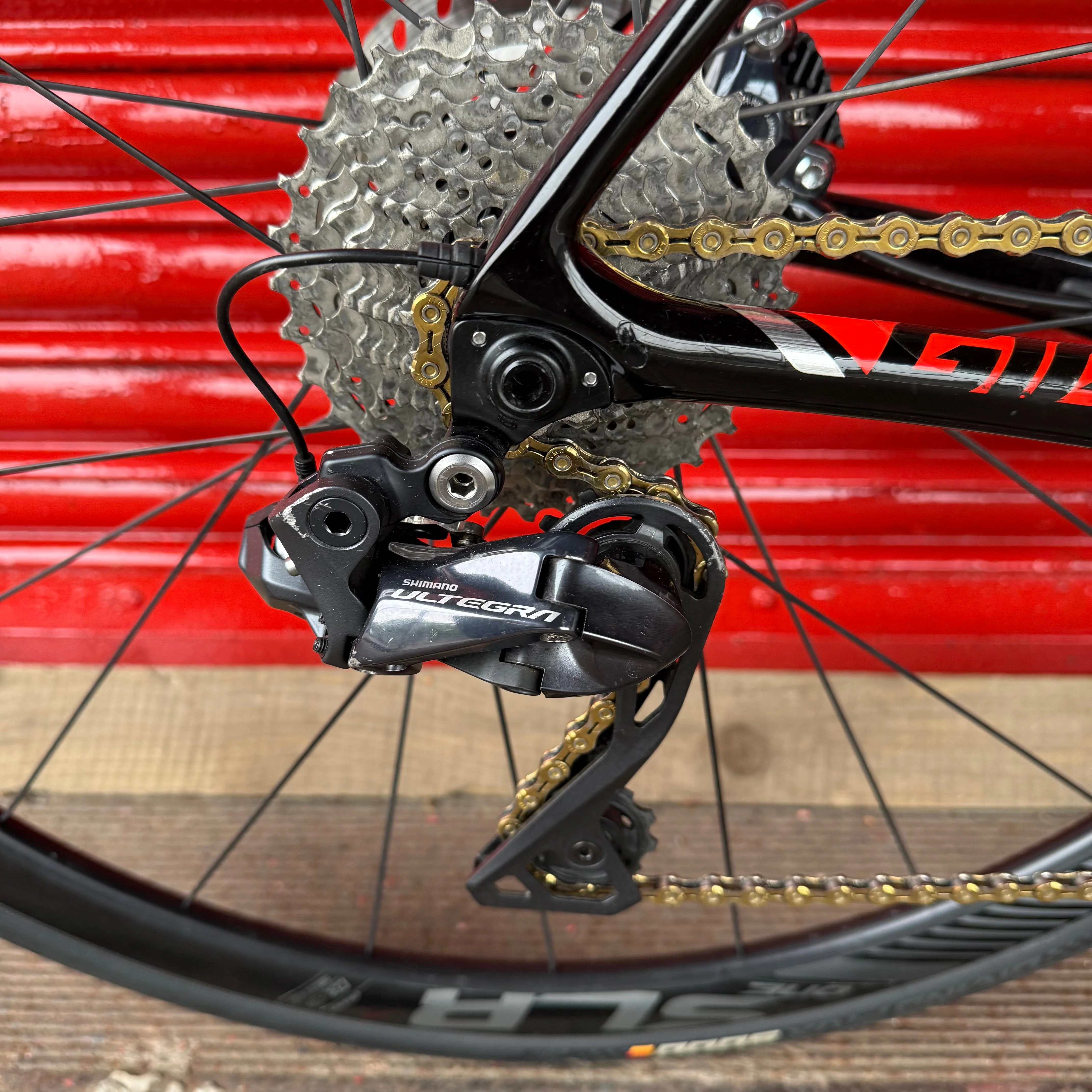 Giant TCR Advanced Pro Ultegra Di2 Carbon Disc Road Bike - ML 56cm - Image 14