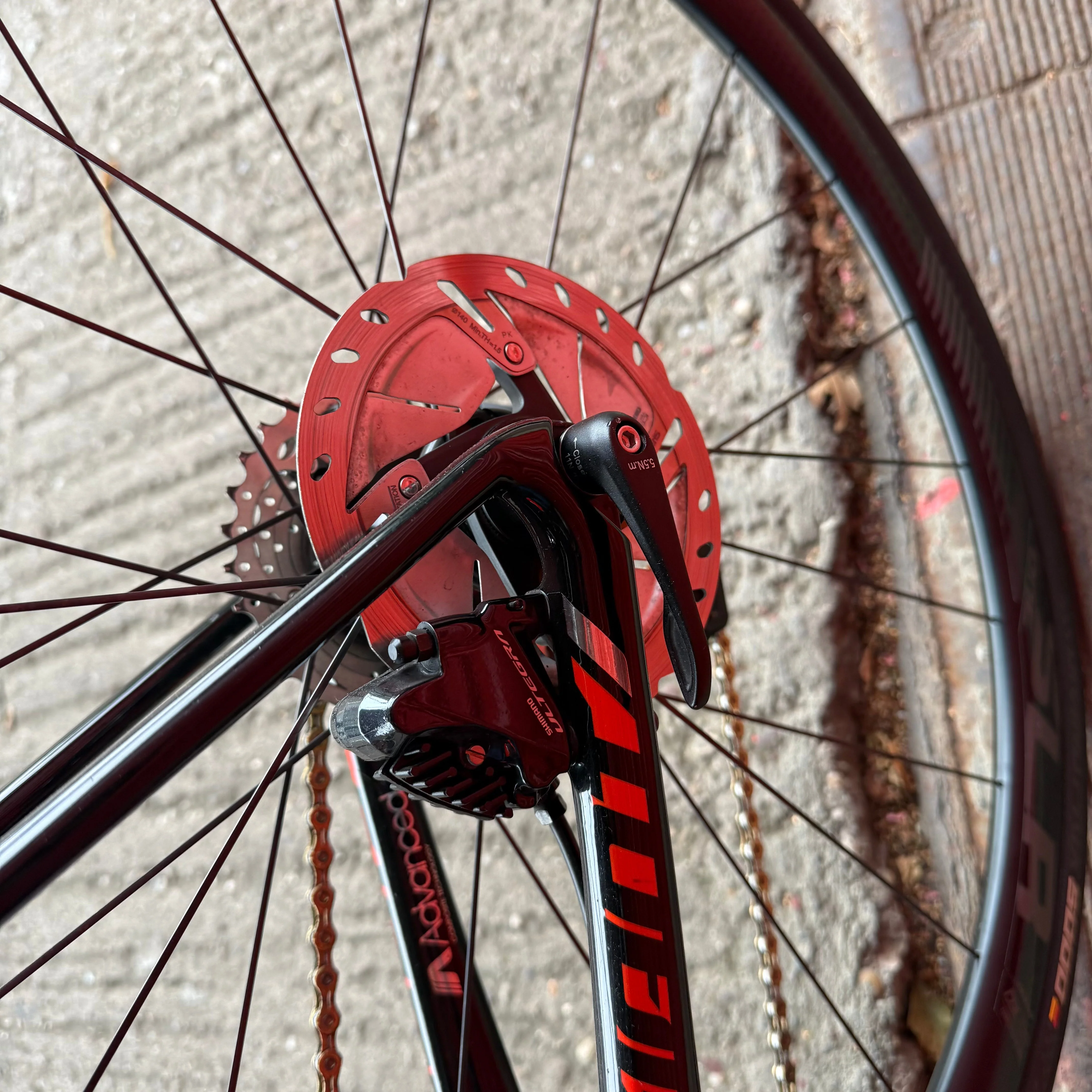 Giant TCR Advanced Pro Ultegra Di2 Carbon Disc Road Bike - ML 56cm - Image 20