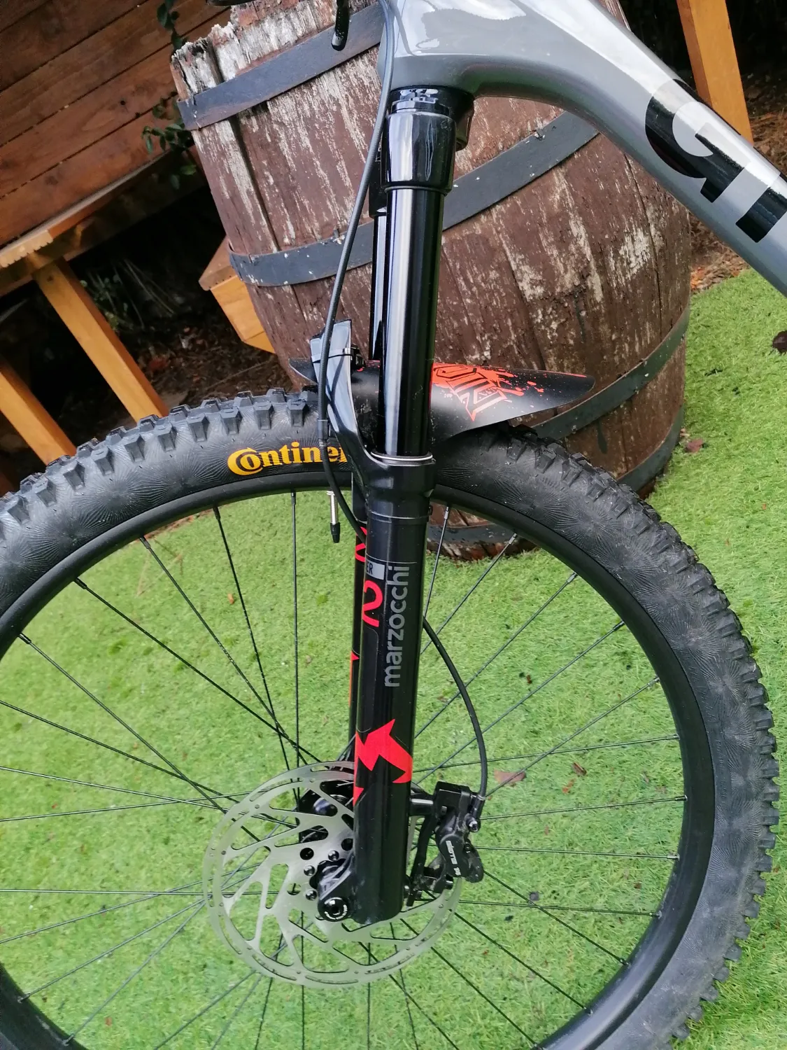 GT Sensor Carbon Elite 2023 - Image 4