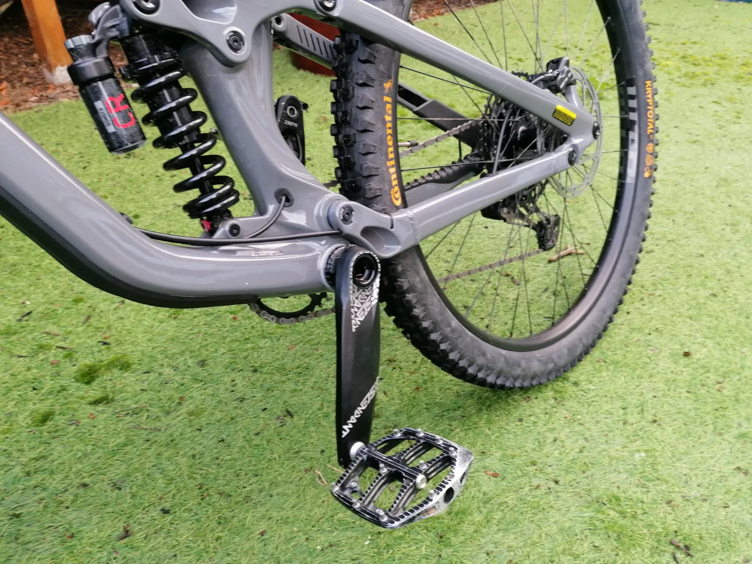 GT Sensor Carbon Elite 2023 - Image 6
