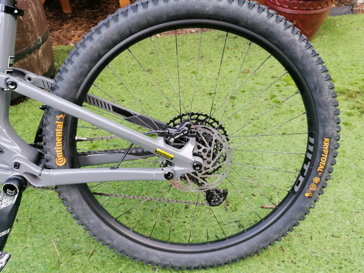 GT Sensor Carbon Elite 2023 - Image 7