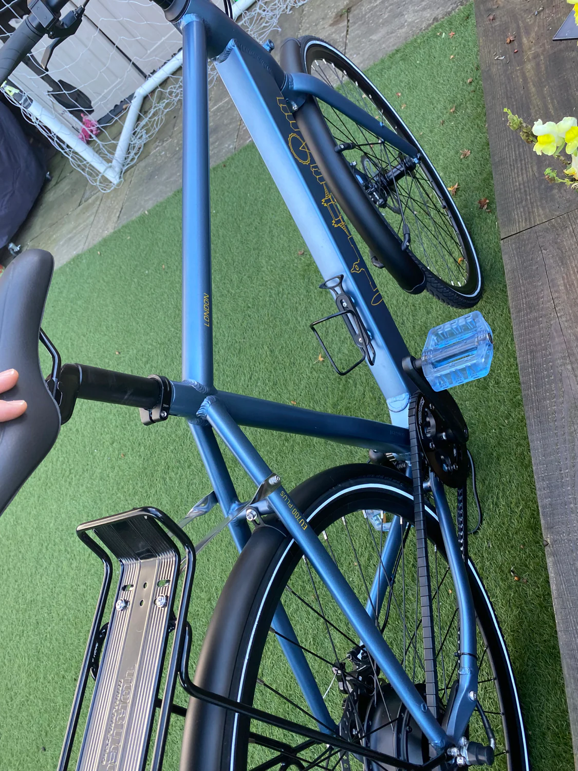 Metroneer  London - EU700 Plus Hybrid E-Bike 2025 - Image 15