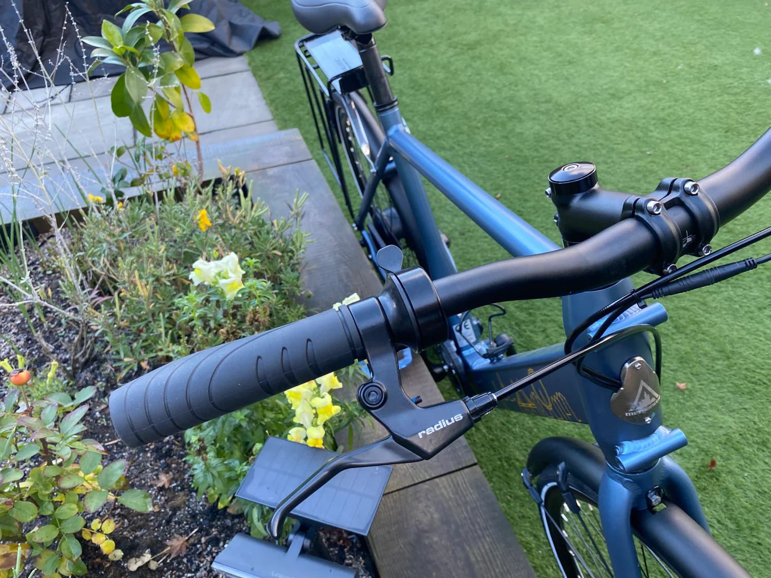 Metroneer  London - EU700 Plus Hybrid E-Bike 2025 - Image 9