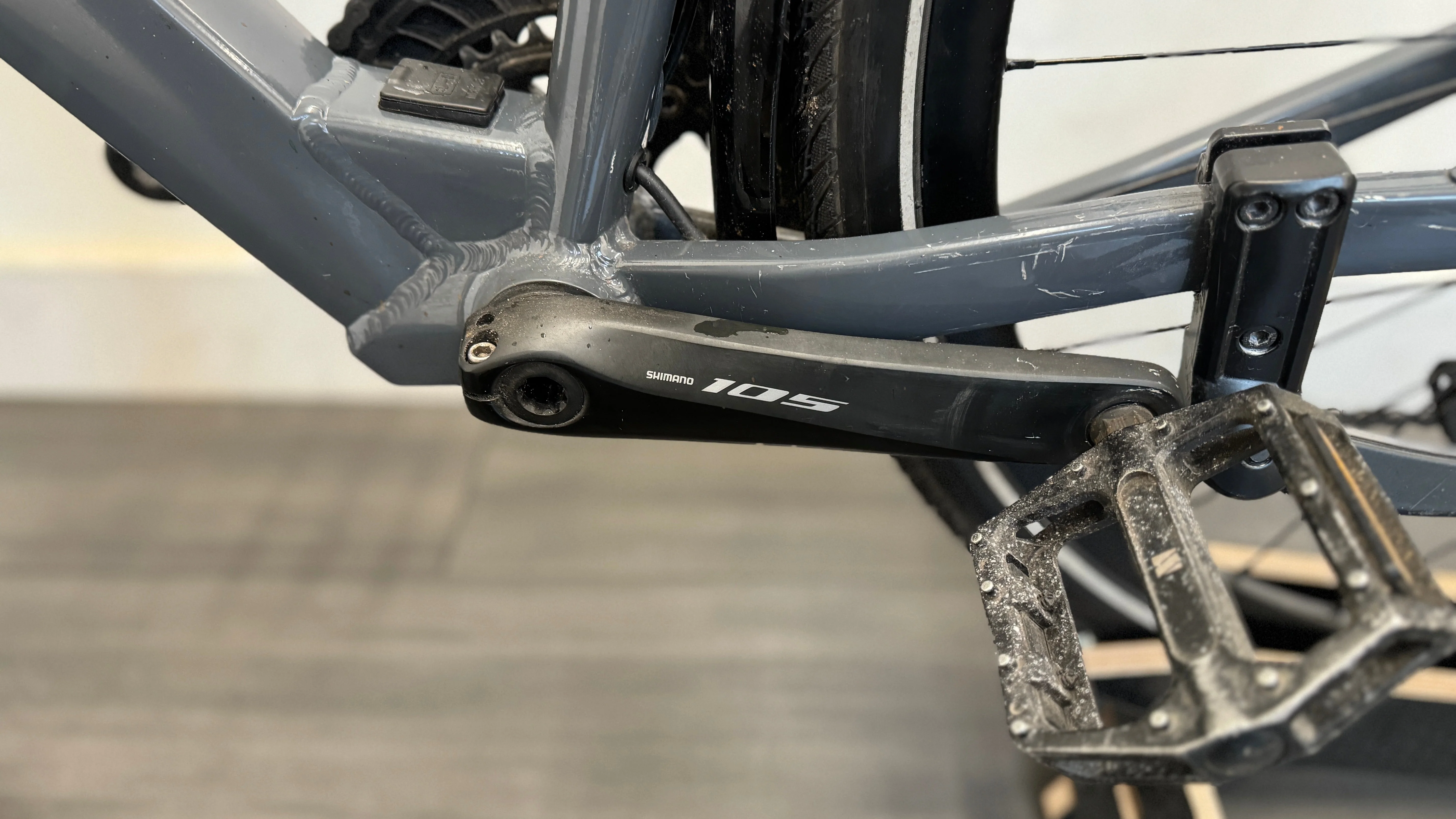 Ribble CGR ALe Shimano 105 Electric Gravel bike 2022 MEDIUM 53cm Grey Copper New Cassette fitted - Image 10