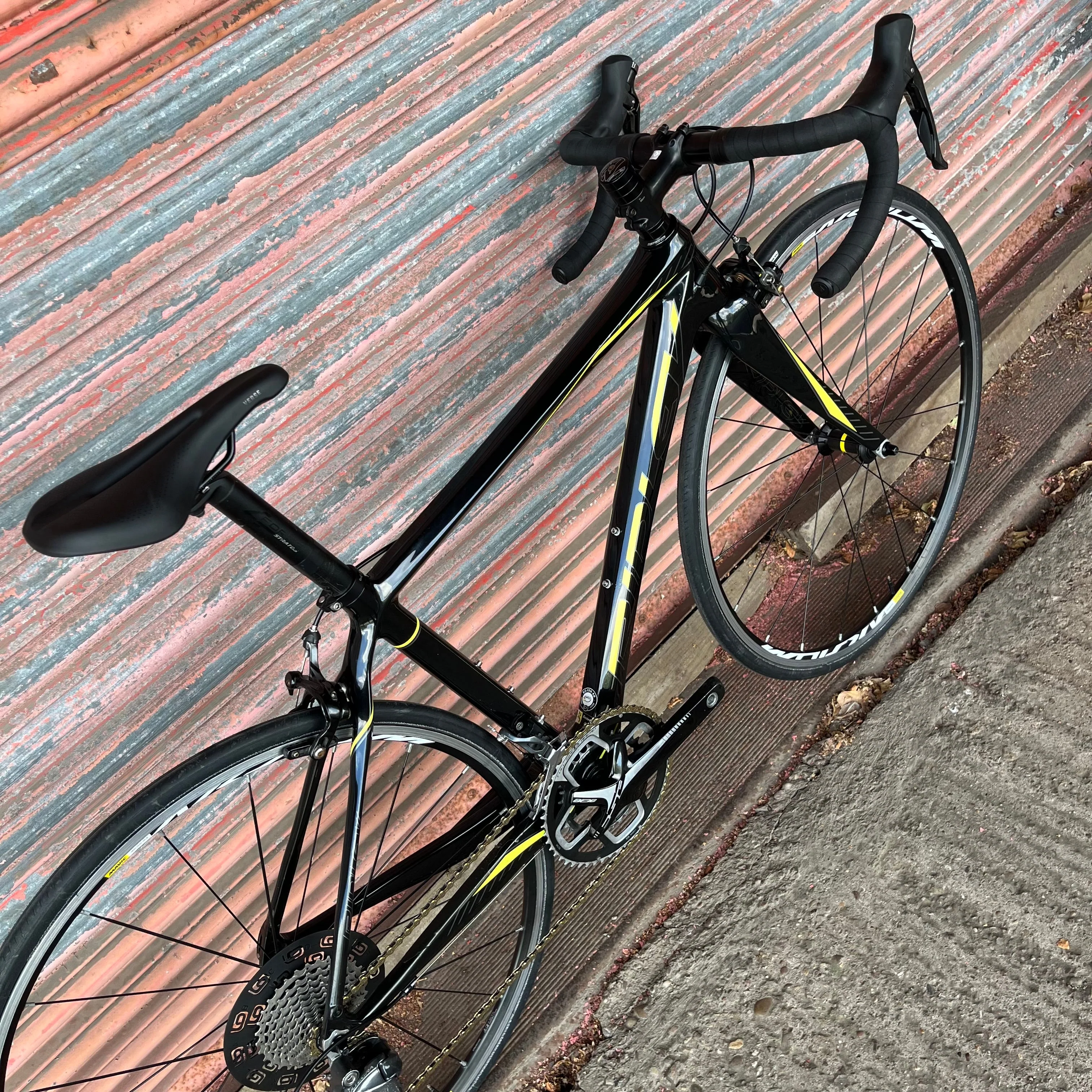 Ridley Fenix Ultegra Carbon Road Bike - 48cm - Image 4
