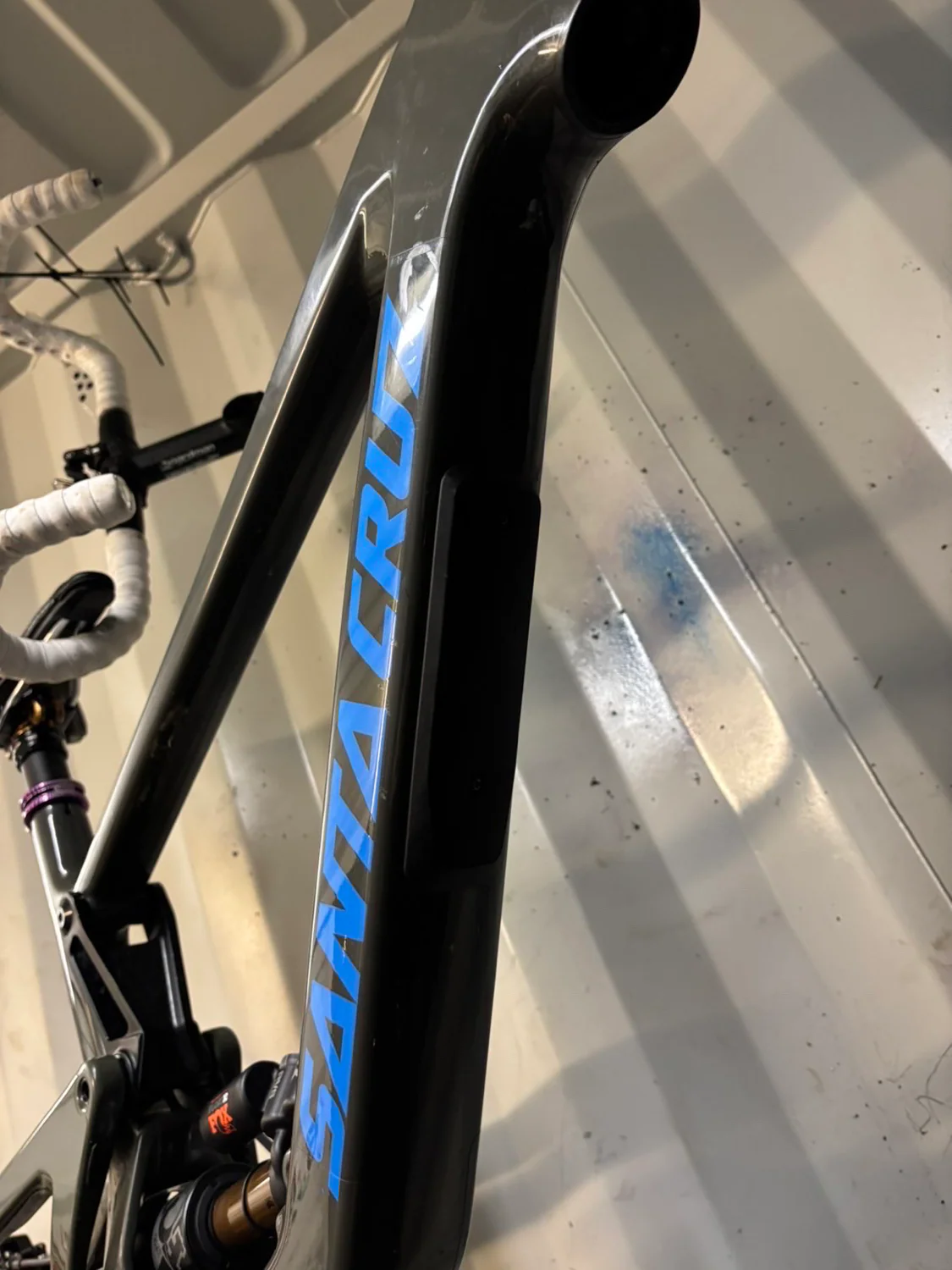 Santa Cruz BRONSON Frame / Carbon CC 2023 - Image 8