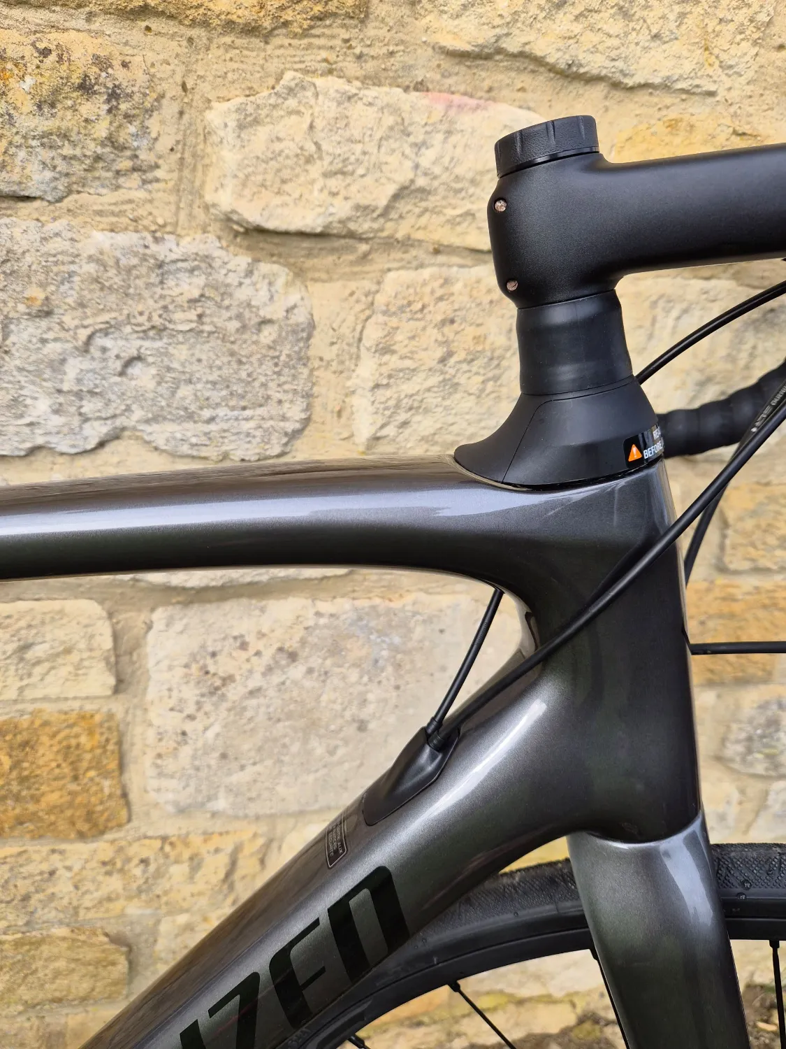 Specialized Roubaix 2023 - Image 3